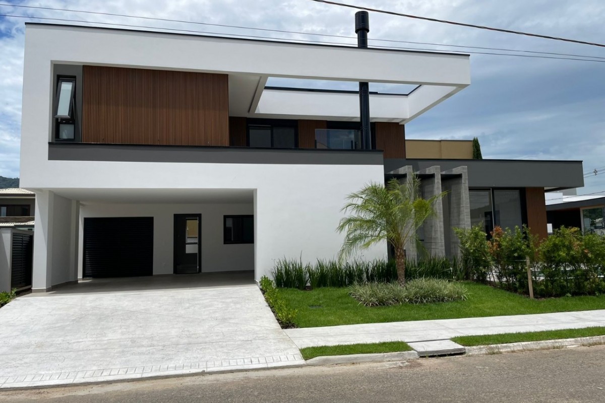 Casa em Condomínio 3 dormitórios Caledônia Private Village, Santa Regina - Camboriú