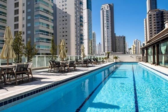 Apartamento 4 dormitórios Edifício  Metrópolis, Frente Mar - Balneário Camboriú