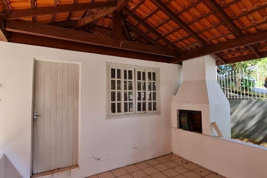 Casa 4 dormitórios , Praia dos Amores - Balneário Camboriú