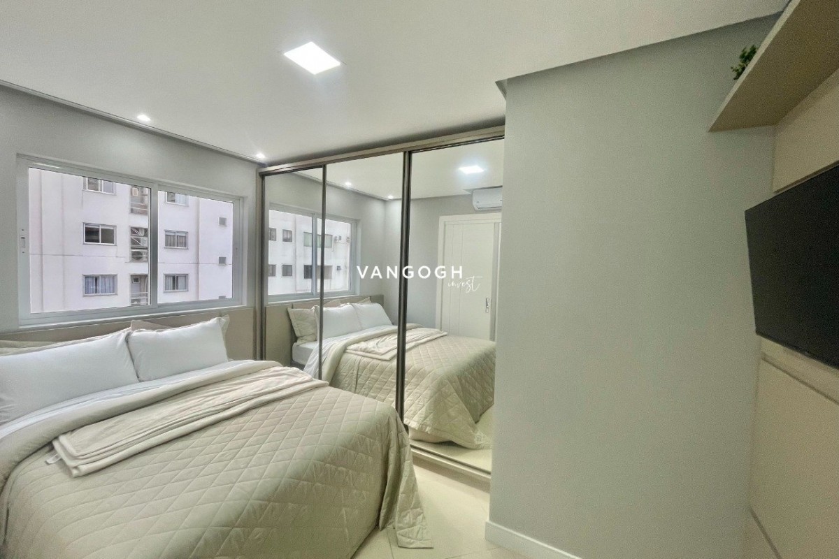 Apartamento 3 dormitórios Edifício Yverdon, Centro - Balneário Camboriú