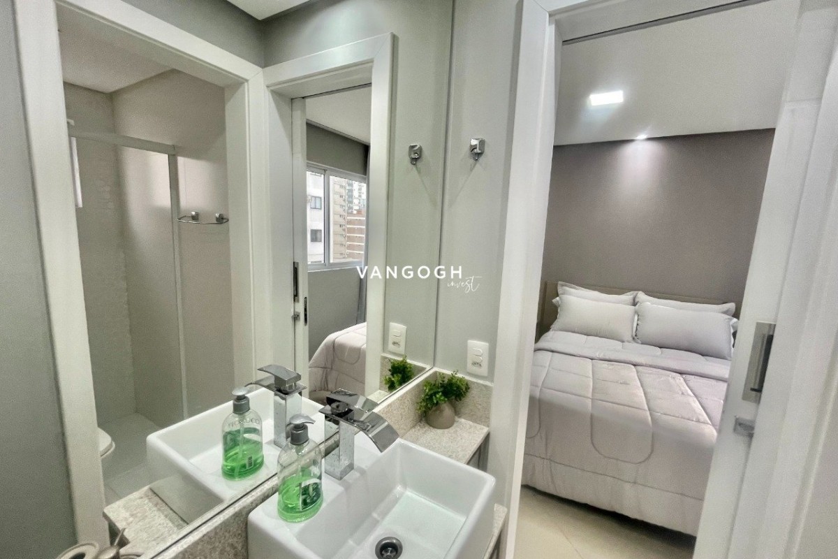 Apartamento 3 dormitórios Edifício Yverdon, Centro - Balneário Camboriú