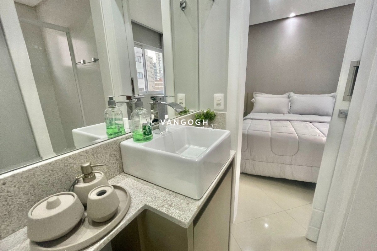 Apartamento 3 dormitórios Edifício Yverdon, Centro - Balneário Camboriú