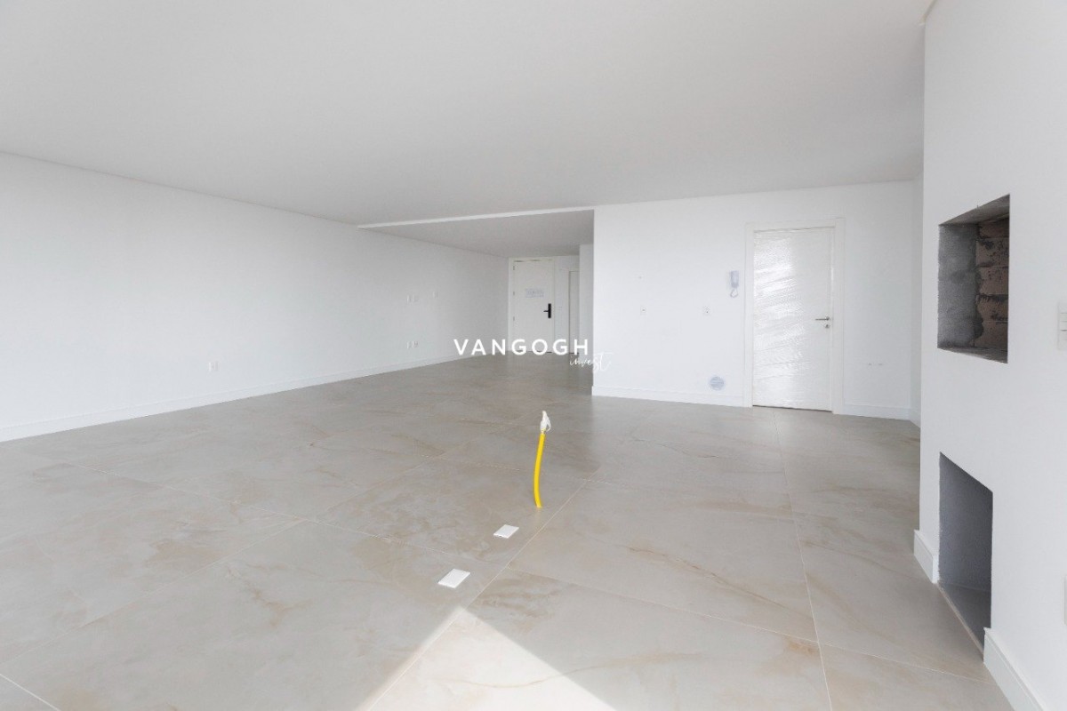Apartamento 4 dormitórios Le Blanc Brava Résidence