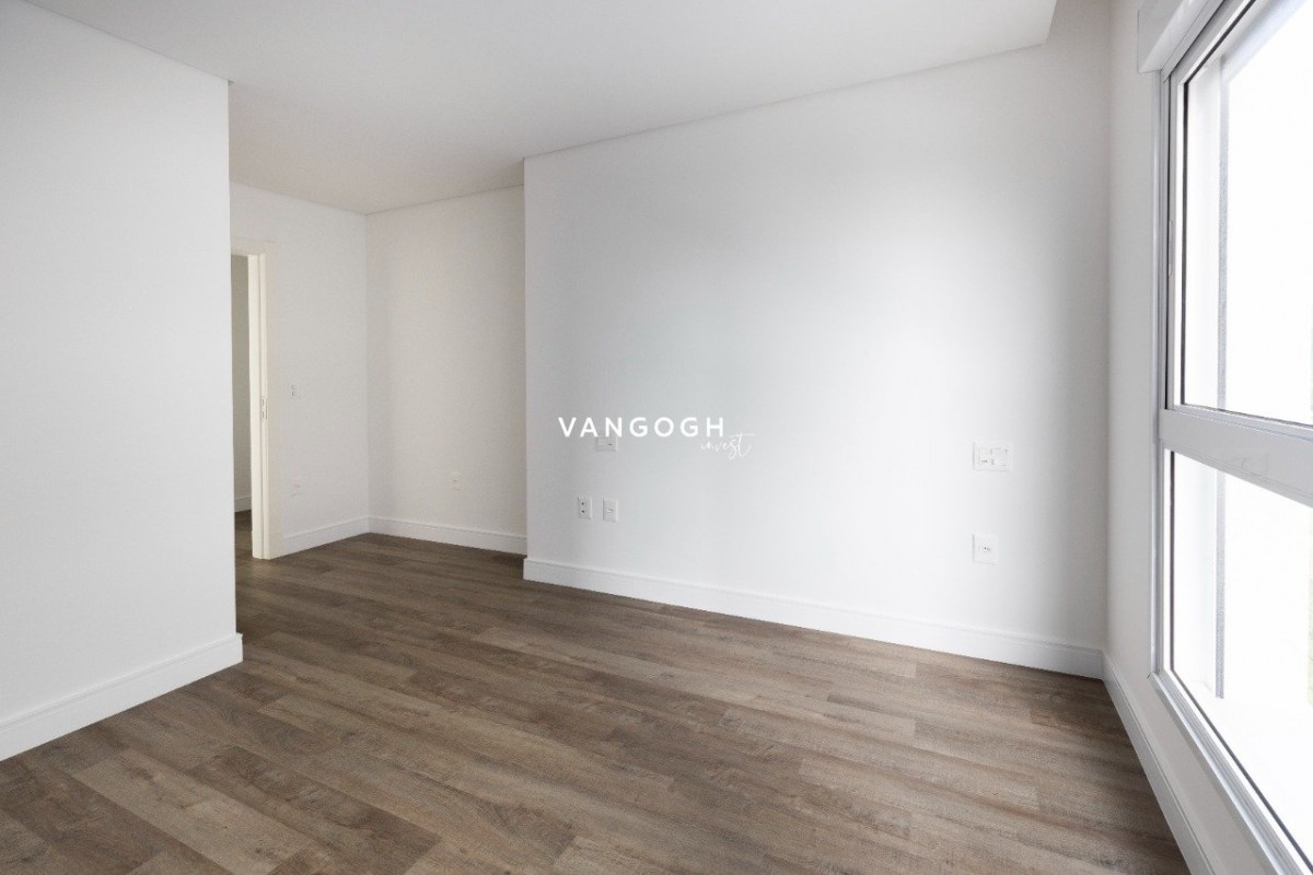 Apartamento 4 dormitórios Le Blanc Brava Résidence