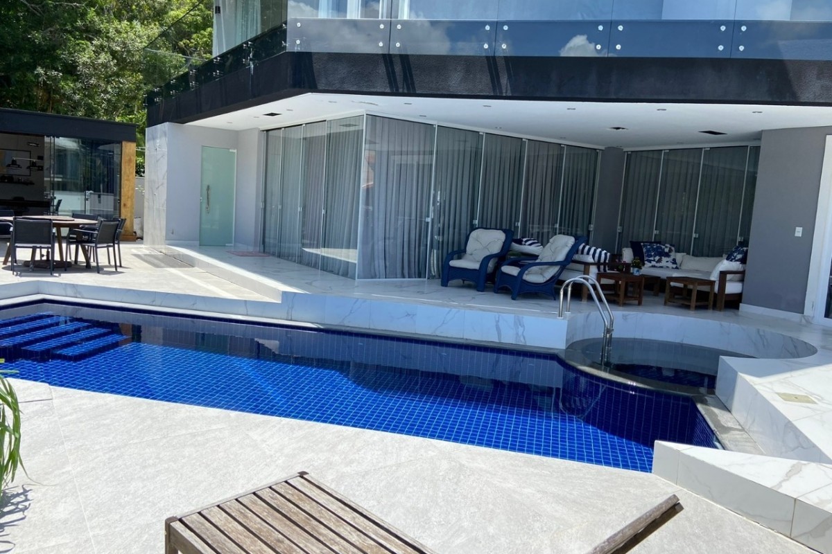 Casa em Condomínio 3 dormitórios Residencial Haras Rio do Ouro, Ariribá - Balneário Camboriú