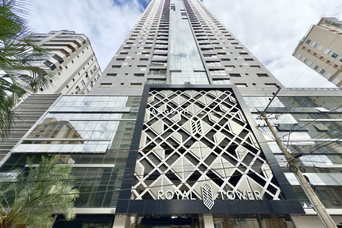 Apartamento 3 dormitórios Royal Tower, Centro - Balneário Camboriú