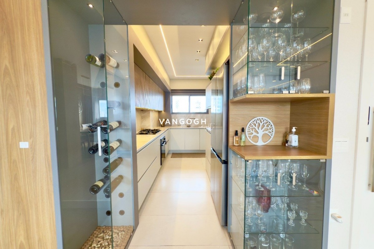Apartamento 3 dormitórios Royal Tower, Centro - Balneário Camboriú
