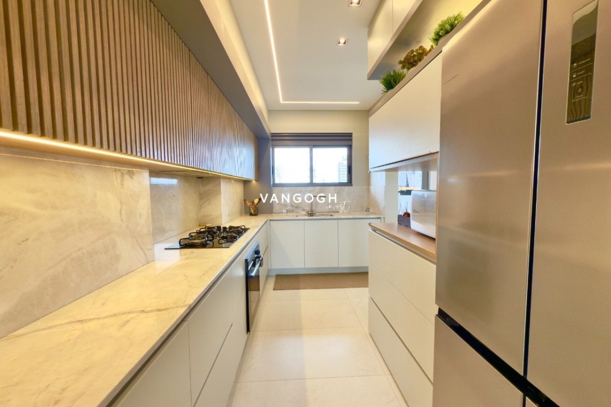 Apartamento 3 dormitórios Royal Tower, Centro - Balneário Camboriú