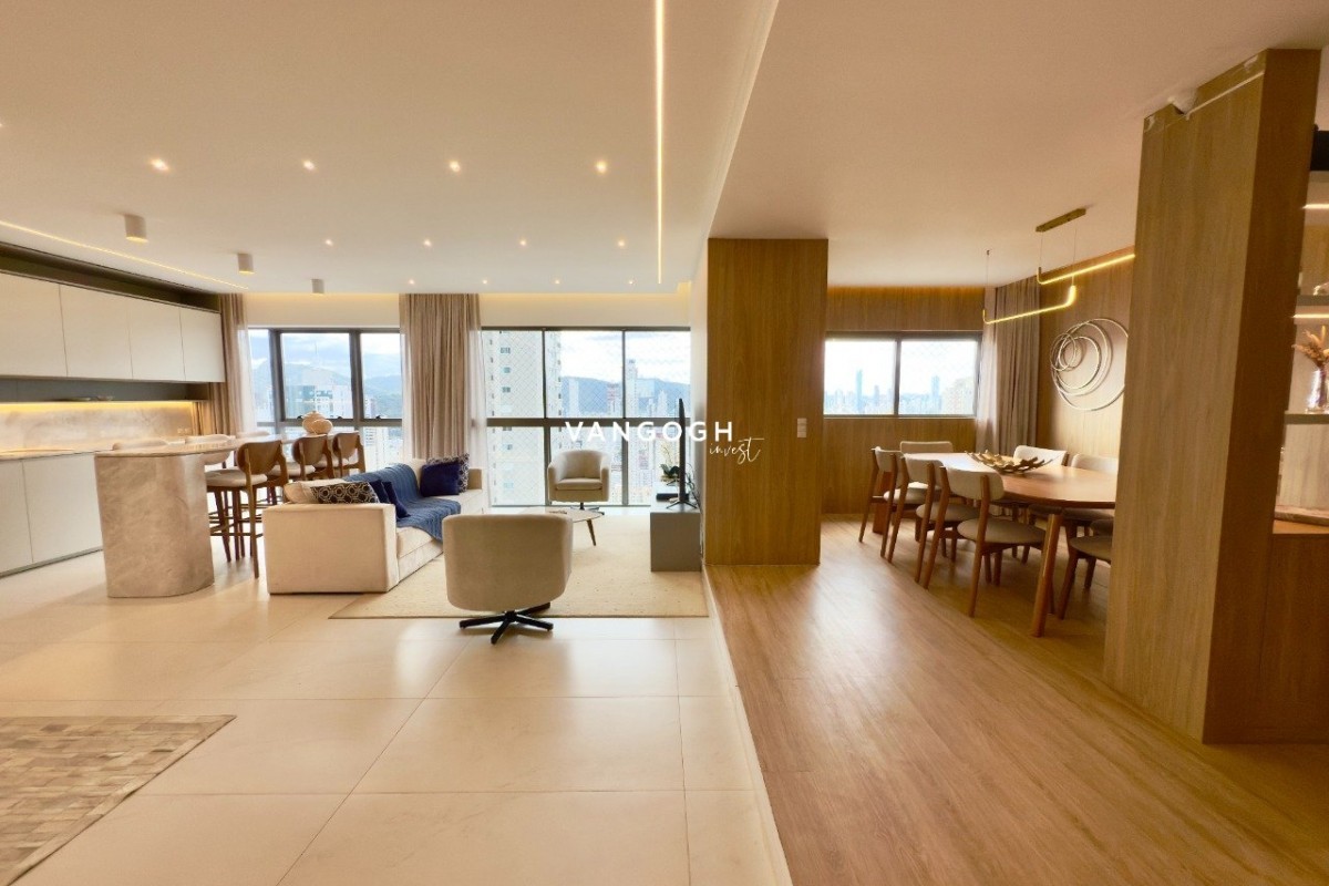 Apartamento 3 dormitórios Royal Tower, Centro - Balneário Camboriú