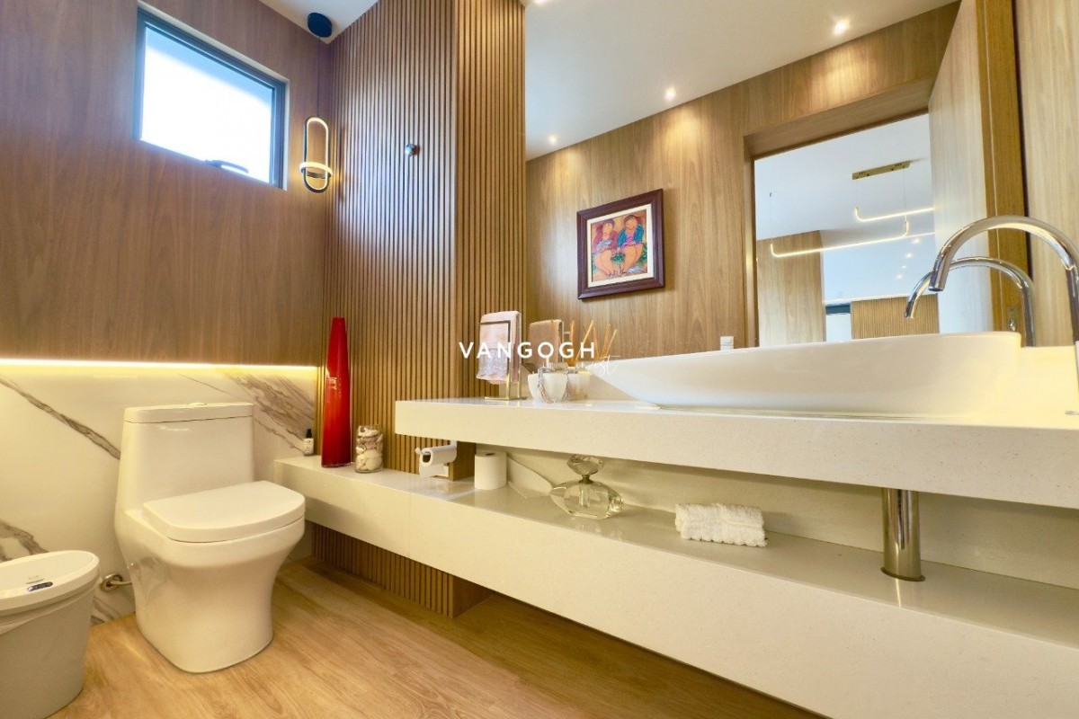 Apartamento 3 dormitórios Royal Tower, Centro - Balneário Camboriú