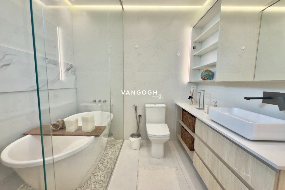 Apartamento 3 dormitórios Royal Tower, Centro - Balneário Camboriú