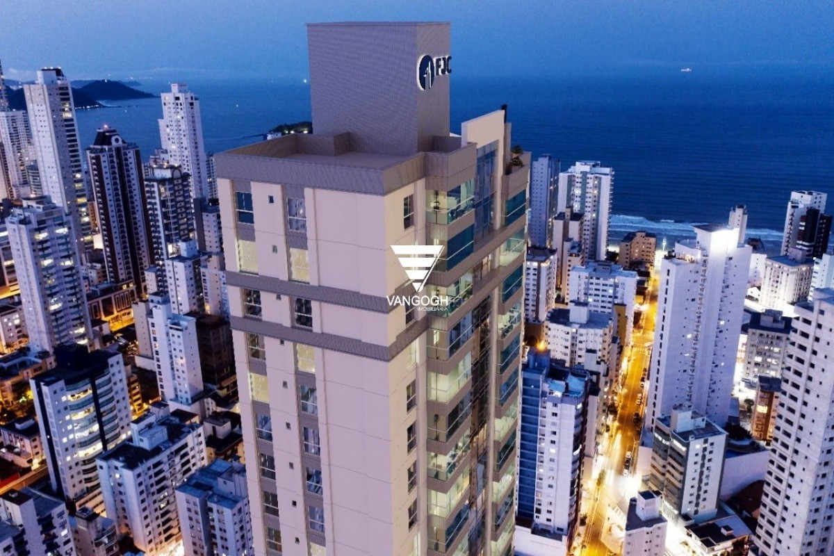 Apartamento 4 dormitórios Opera Tower