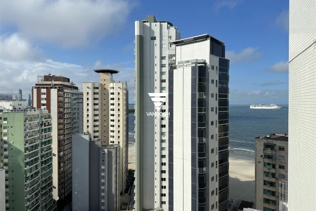 Apartamento 3 dormitórios Vale dos Reis, Quadra Mar - Balneário Camboriú