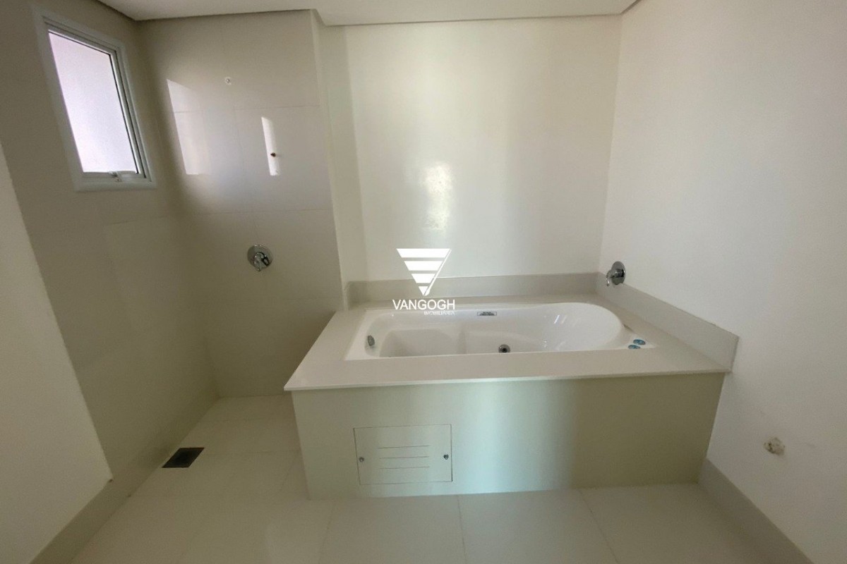 Apartamento 4 dormitórios Le Majestic, Quadra Mar - Balneário Camboriú