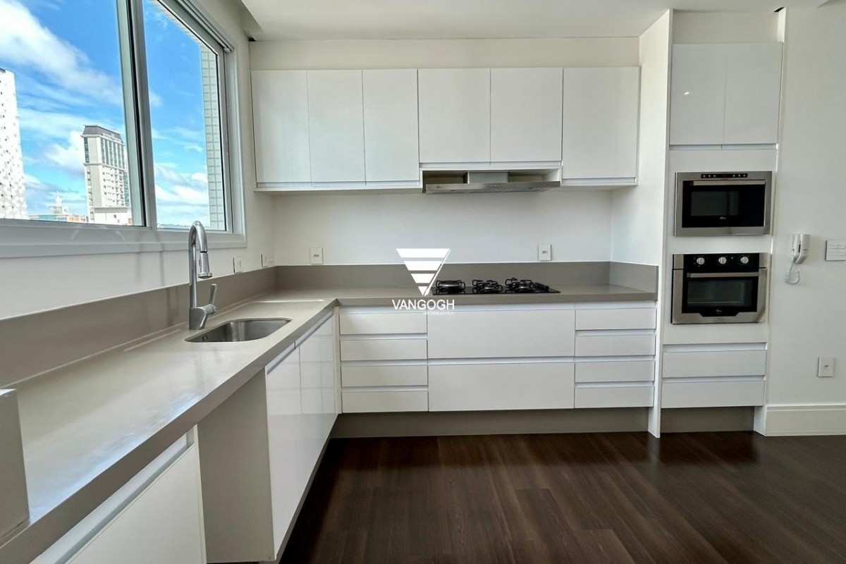 Apartamento 3 dormitórios Le Portier Residence, Quadra Mar - Balneário Camboriú