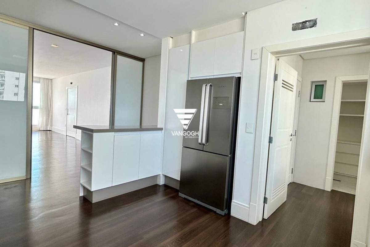Apartamento 3 dormitórios Le Portier Residence, Quadra Mar - Balneário Camboriú
