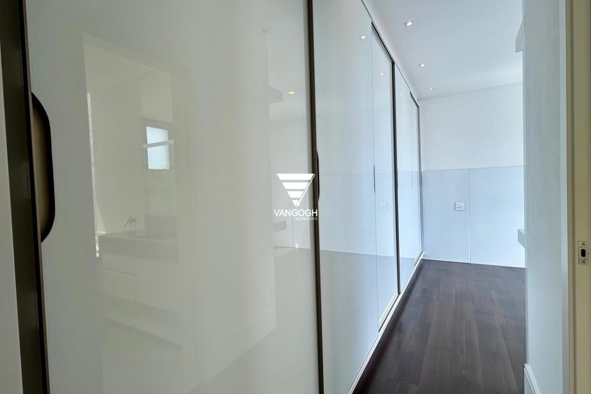 Apartamento 3 dormitórios Le Portier Residence, Quadra Mar - Balneário Camboriú