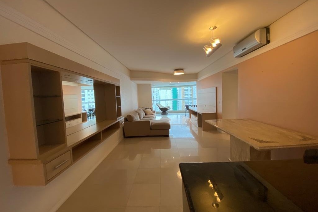 Apartamento 3 dormitórios La Madeson, Quadra Mar - Balneário Camboriú