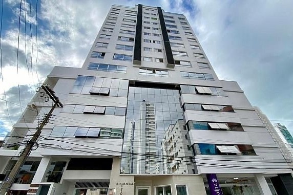 Apartamento 3 dormitórios Edifício Pioniere, Pioneiros - Balneário Camboriú