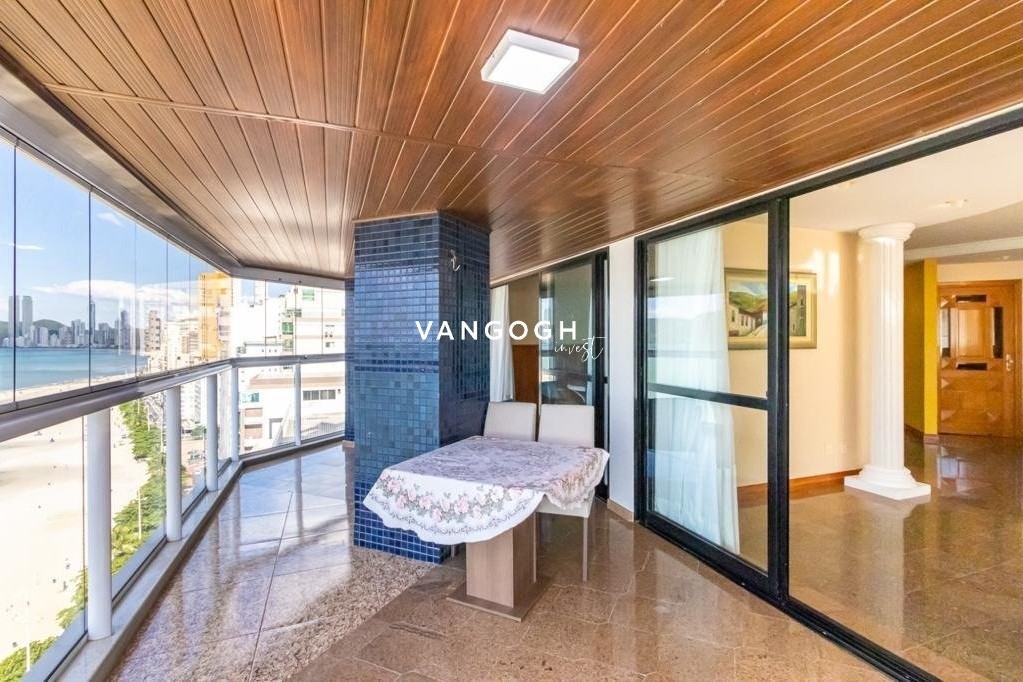 Apartamento 4 dormitórios Maria Eduarda, Frente Mar - Balneário Camboriú