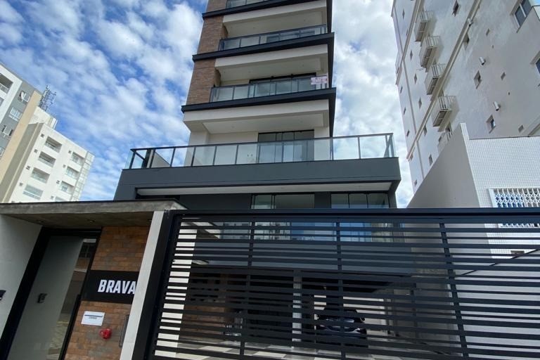 Apartamento 2 dormitórios BRAVA 22