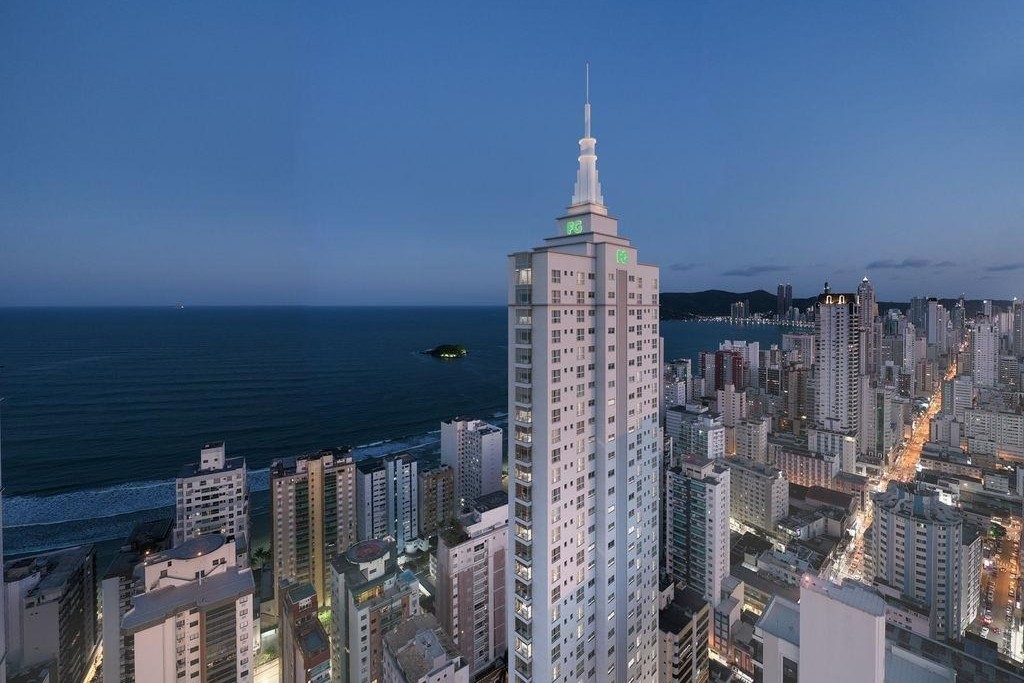 Apartamento 4 dormitórios Grand Place Tower, Quadra Mar - Balneário Camboriú