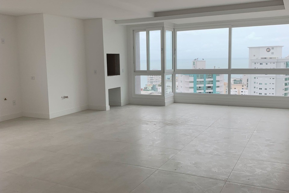 Apartamento 3 dormitórios Camboas Residence, Centro - Balneário Camboriú