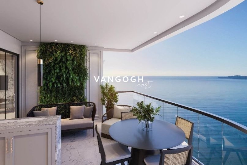 Apartamento 4 dormitórios Salzburgo, Meia Praia - ITAPEMA