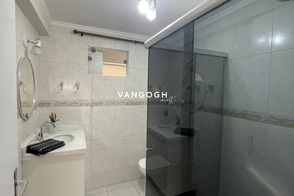 Apartamento Edifício Imperatriz, Frente Mar - Balneário Camboriú