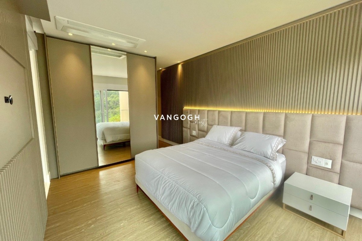 Casa 5 dormitórios Brava Horizontal, Praia Brava - Itajaí