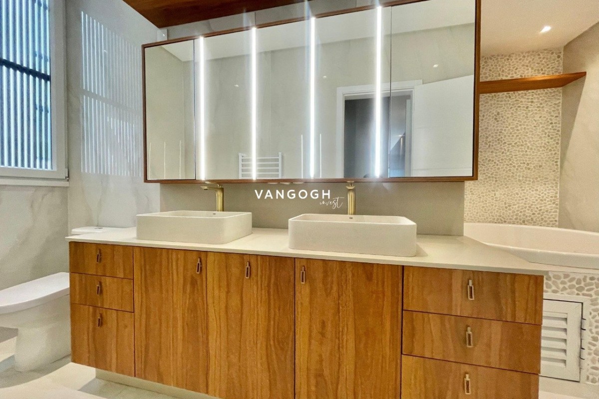 Casa 5 dormitórios Brava Horizontal, Praia Brava - Itajaí