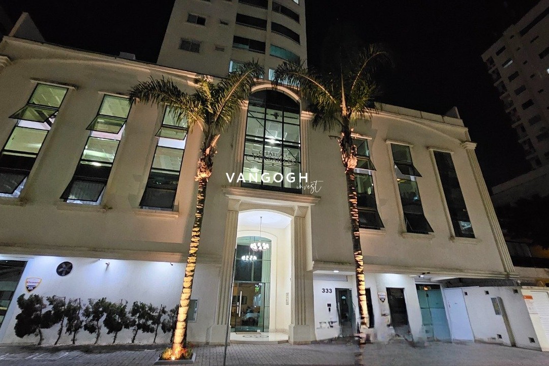 Apartamento 2 dormitórios Chateau, Centro - Balneário Camboriú
