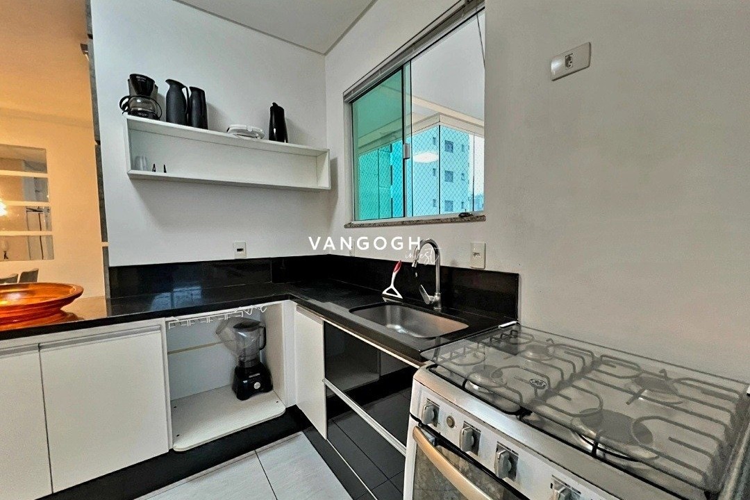 Apartamento 2 dormitórios Chateau, Centro - Balneário Camboriú
