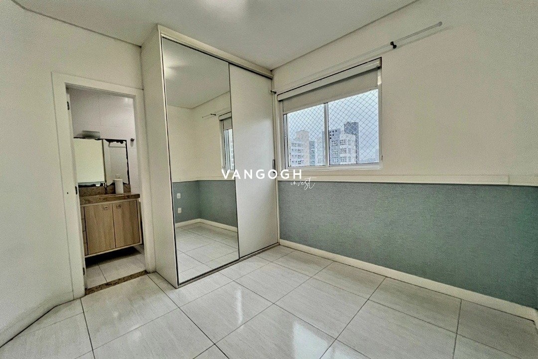 Apartamento 2 dormitórios Chateau, Centro - Balneário Camboriú