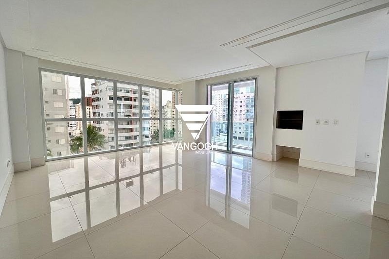 Apartamento 3 dormitórios Le Parc Residence, Centro - Balneário Camboriú