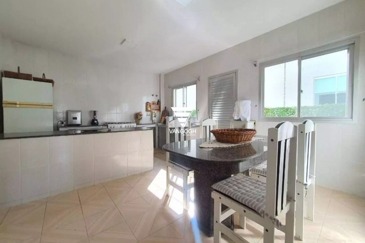 Casa 4 dormitórios Marina Camboriú, Barra - Balneário Camboriú
