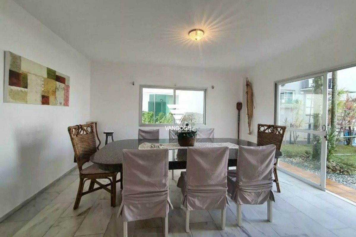 Casa 4 dormitórios Marina Camboriú, Barra - Balneário Camboriú