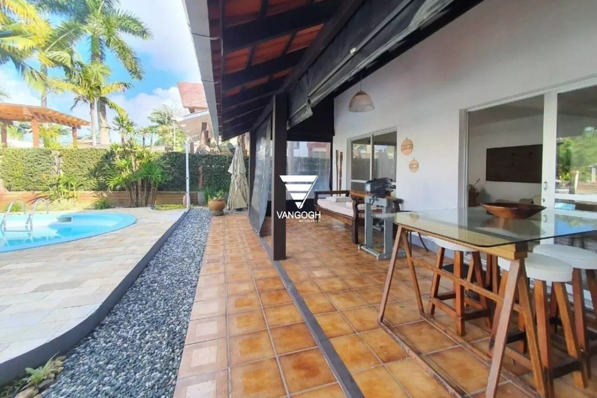 Casa 4 dormitórios Marina Camboriú, Barra - Balneário Camboriú