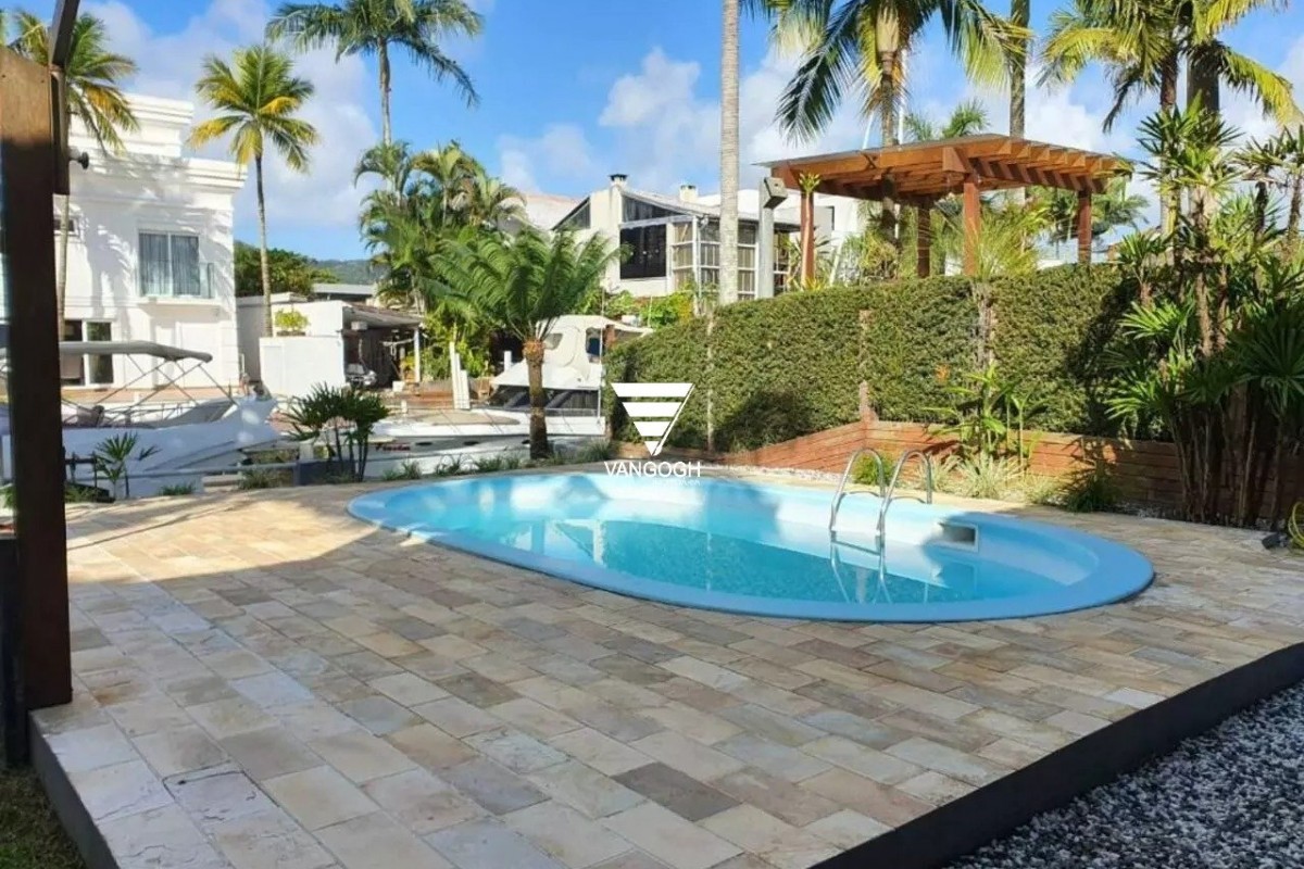 Casa 4 dormitórios Marina Camboriú, Barra - Balneário Camboriú