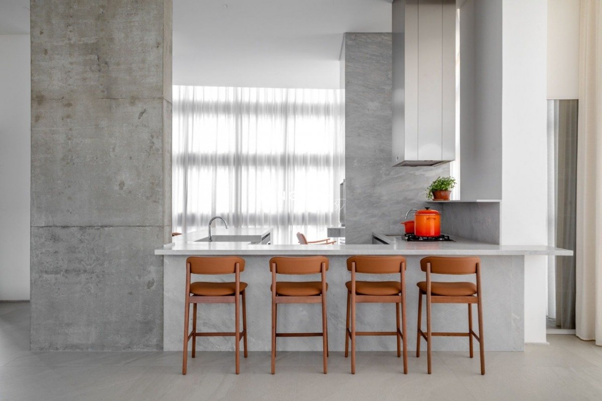 Apartamento 3 dormitórios Torre de Mallorca, Centro - Balneário Camboriú