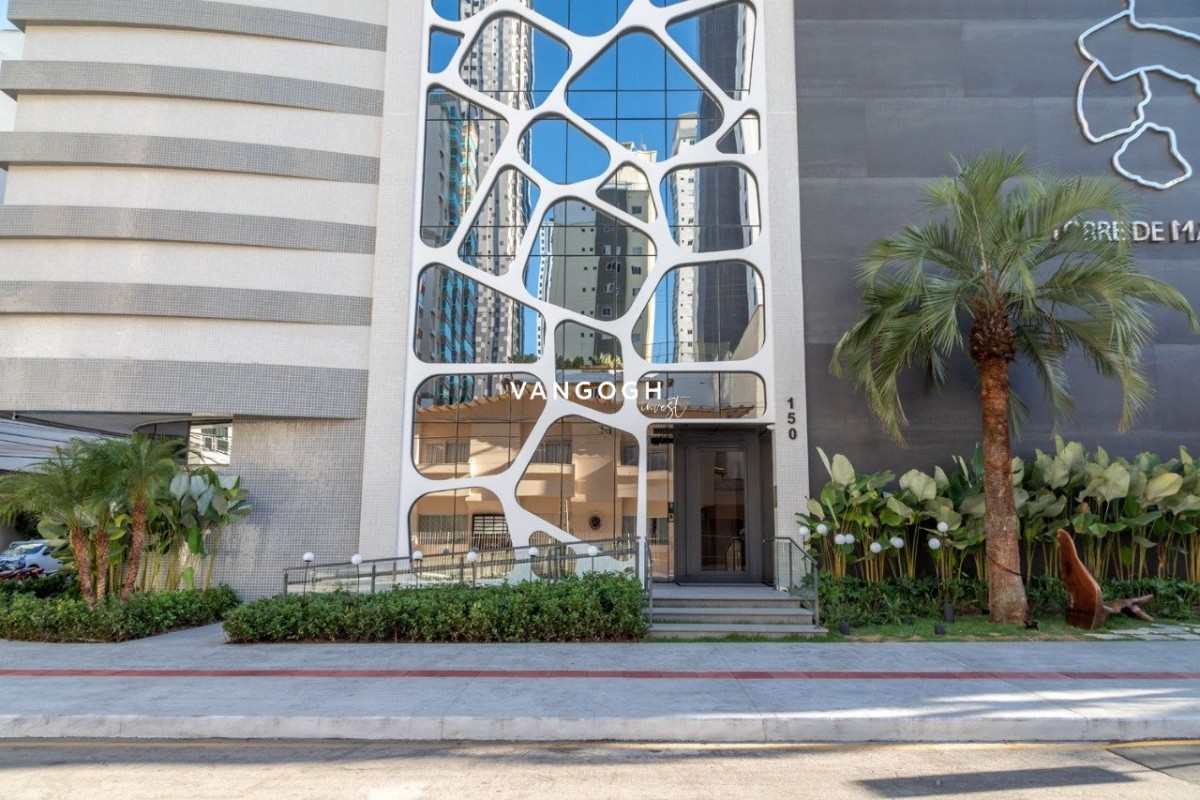 Apartamento 3 dormitórios Torre de Mallorca, Centro - Balneário Camboriú