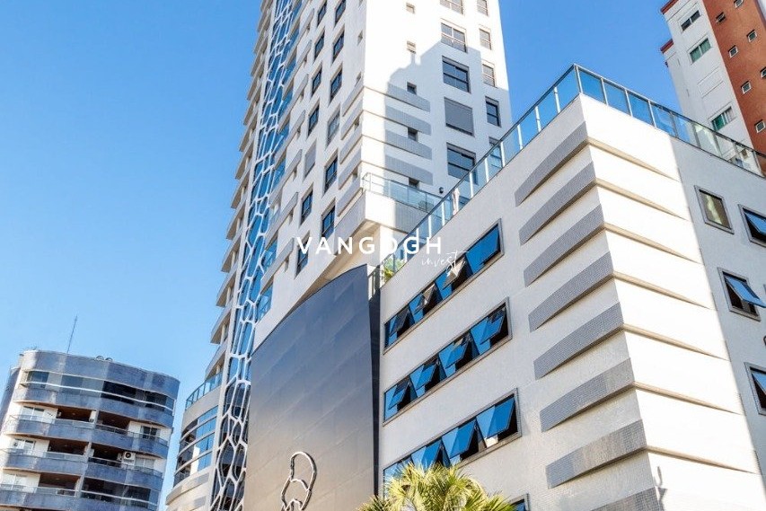 Apartamento 3 dormitórios Torre de Mallorca, Centro - Balneário Camboriú