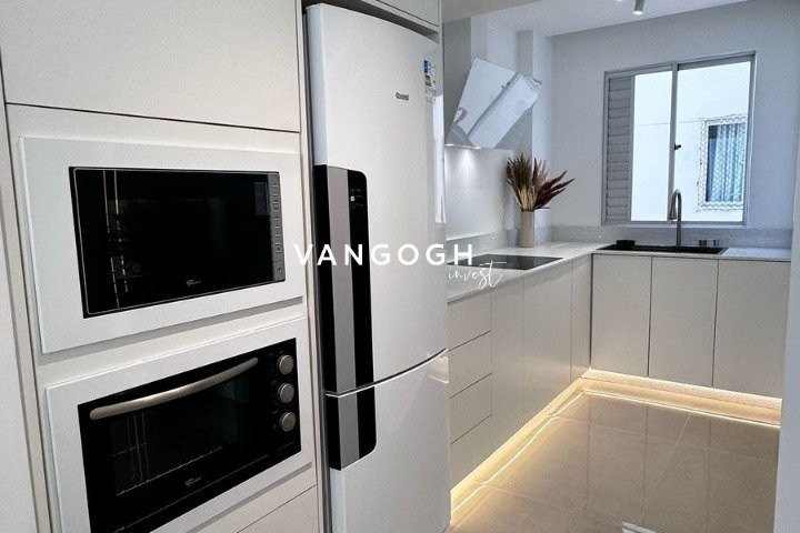 Apartamento 3 dormitórios Edifício Iris, Centro - Balneário Camboriú