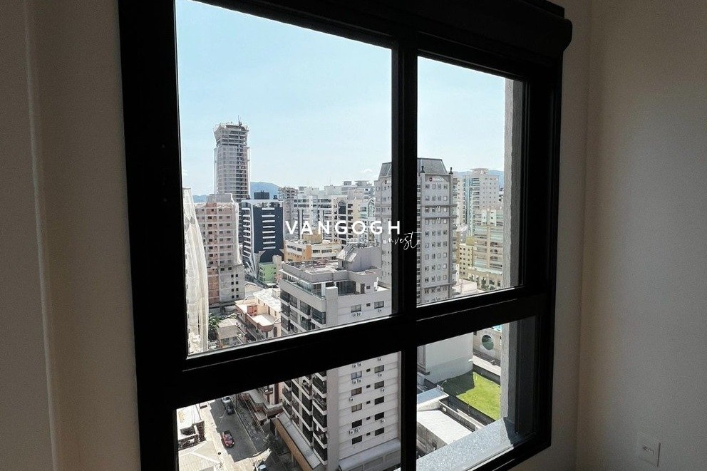 Apartamento 4 dormitórios Edficio Canvas, Meia Praia - ITAPEMA