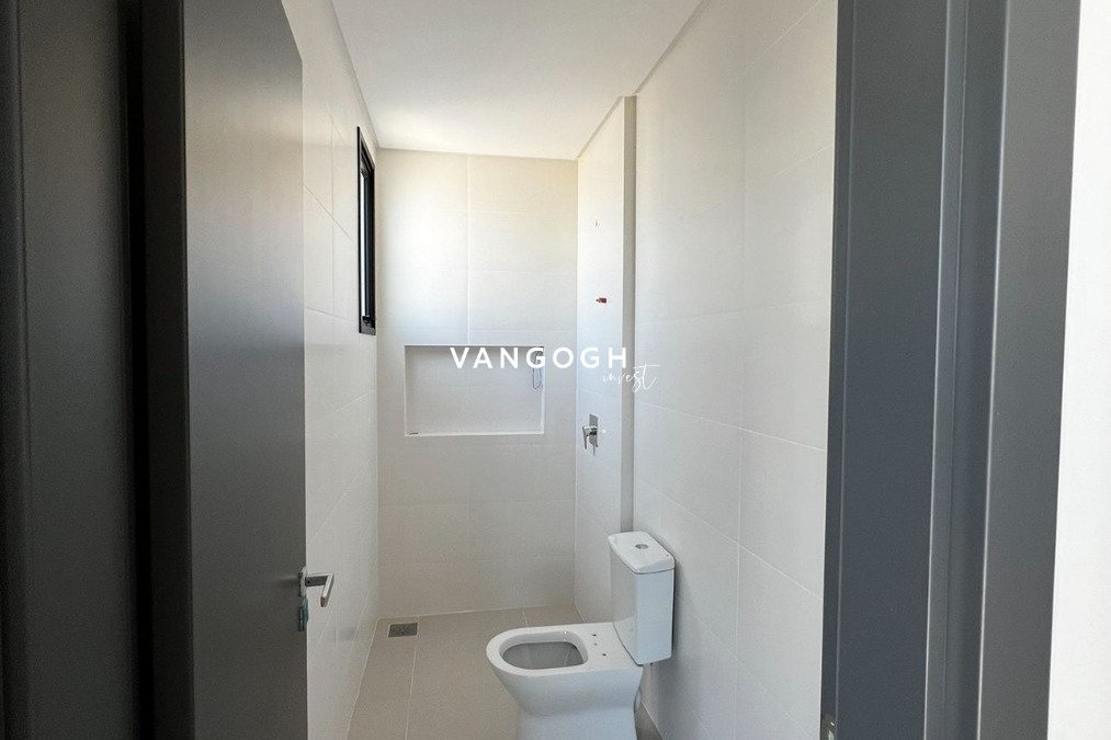 Apartamento 4 dormitórios Edficio Canvas, Meia Praia - ITAPEMA