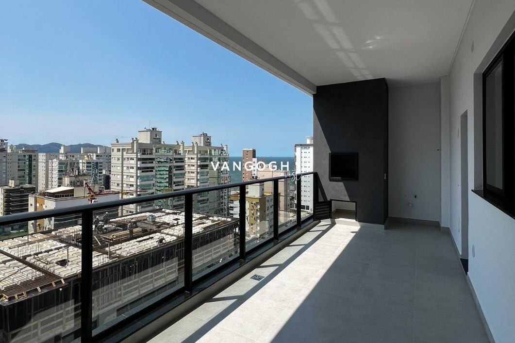 Apartamento 4 dormitórios Edficio Canvas, Meia Praia - ITAPEMA