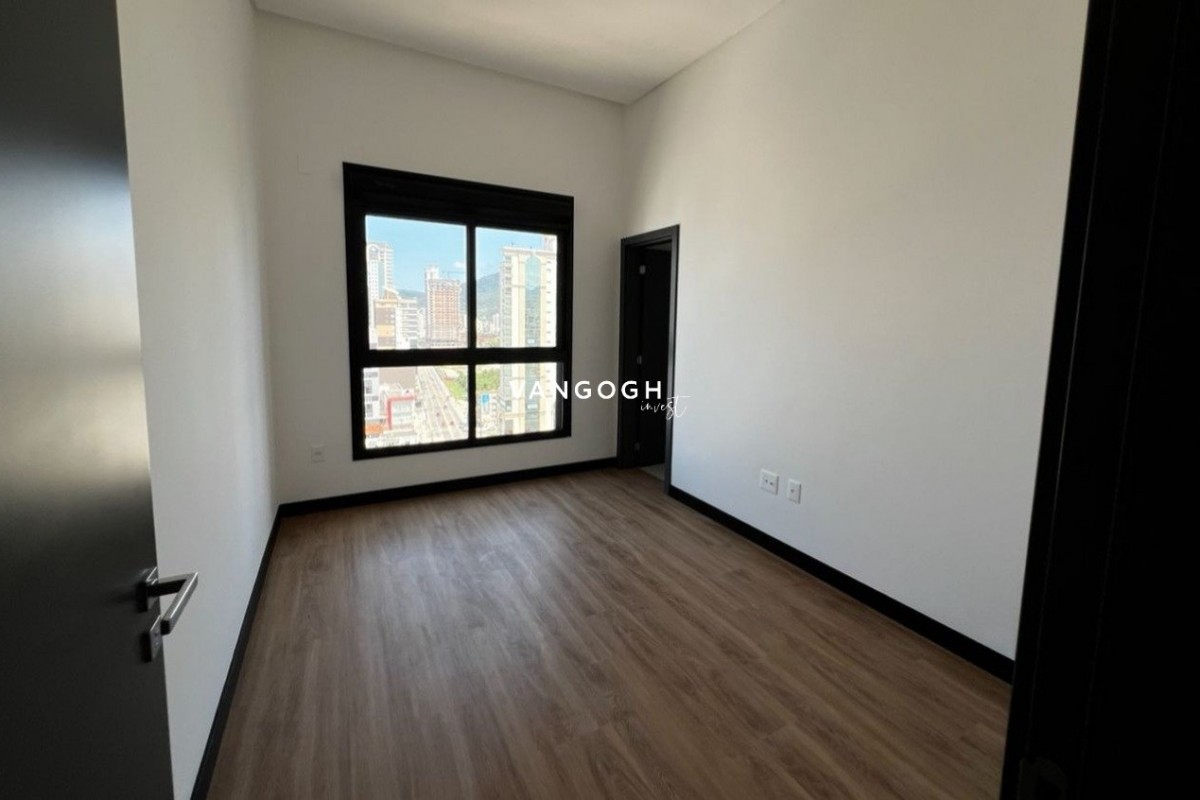 Apartamento 4 dormitórios Edficio Canvas, Meia Praia - ITAPEMA