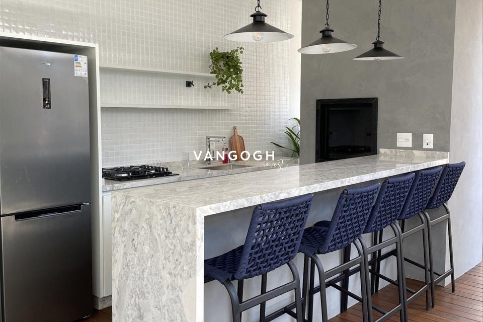 Apartamento 4 dormitórios Edficio Canvas, Meia Praia - ITAPEMA