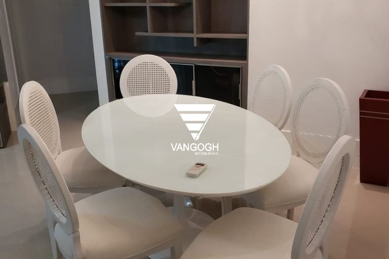 Apartamento 3 dormitórios Grand Royale, Quadra Mar - Balneário Camboriú