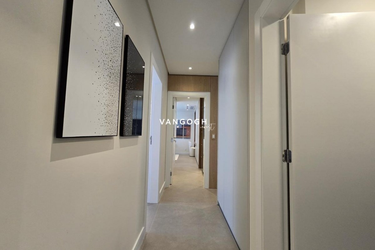 Apartamento 3 dormitórios Sunrise Brava